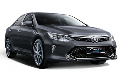 五人座 Toyota Camry Hybrid